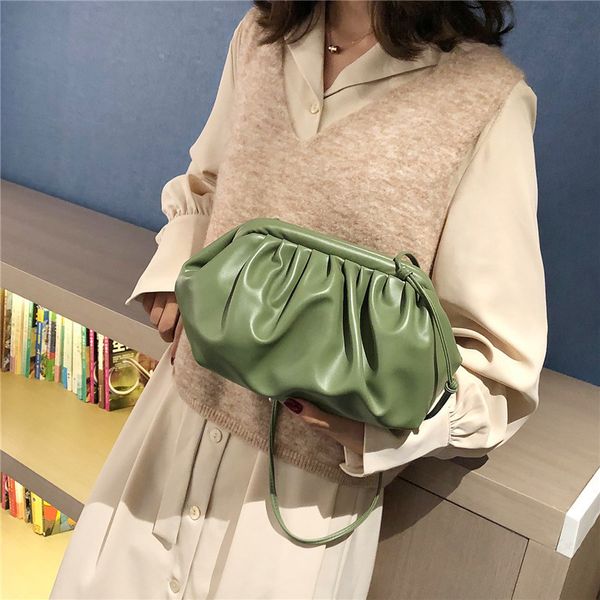 women pu leather pleated shoulder messenger handbag fashion popular simple solid color wild female daily bag
women pu leather pleated shoulder messenger handbag fashion popular simple solid color wild female daily bag