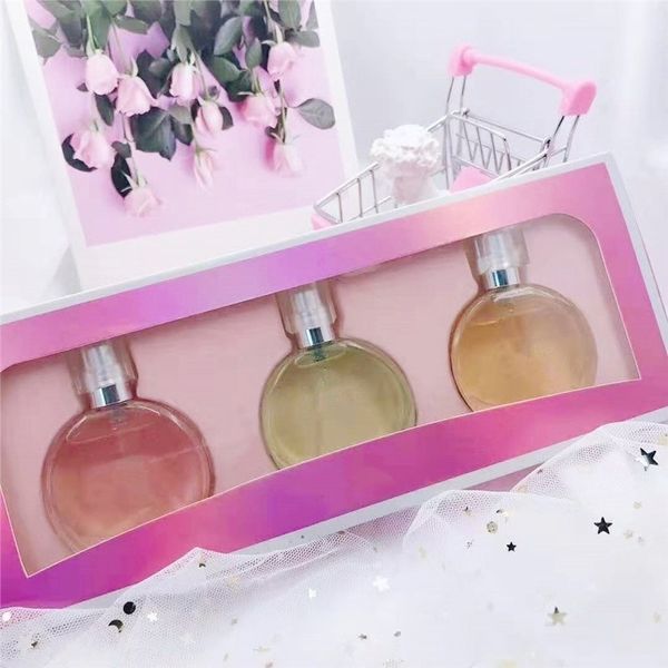 2020 new arrivals factory direct chance women perfume three piece suit luxury design 20ml*3 lasting long time fast shipping
2020 new arrivals factory direct chance women perfume three piece suit luxury design 20ml*3 lasting long time fast shipping