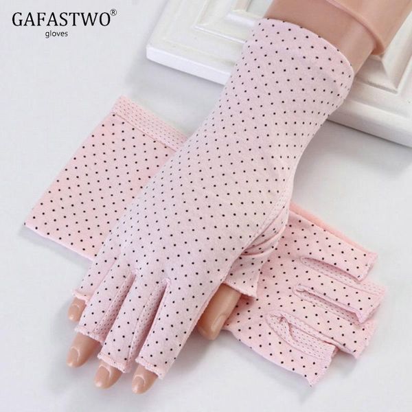 five fingers gloves summer sun protection half finger ladies anti-uv driving ultra-thin models riding leaking cotton women, Blue;gray
five fingers gloves summer sun protection half finger ladies anti-uv driving ultra-thin models riding leaking cotton women, Blue;gray