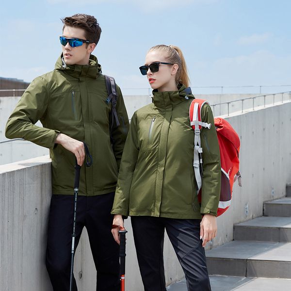 autumn and winter new style raincoat jacket three-in-one-piece windproof waterproof and breathable outdoor ski suit, Blue;black
autumn and winter new style raincoat jacket three-in-one-piece windproof waterproof and breathable outdoor ski suit, Blue;black