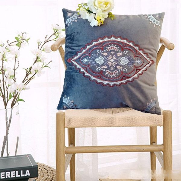 45*45cm cushion cover chinese classic style embroidery pillow case sofa cover velvet embroidery bedding supplies ing
45*45cm cushion cover chinese classic style embroidery pillow case sofa cover velvet embroidery bedding supplies ing