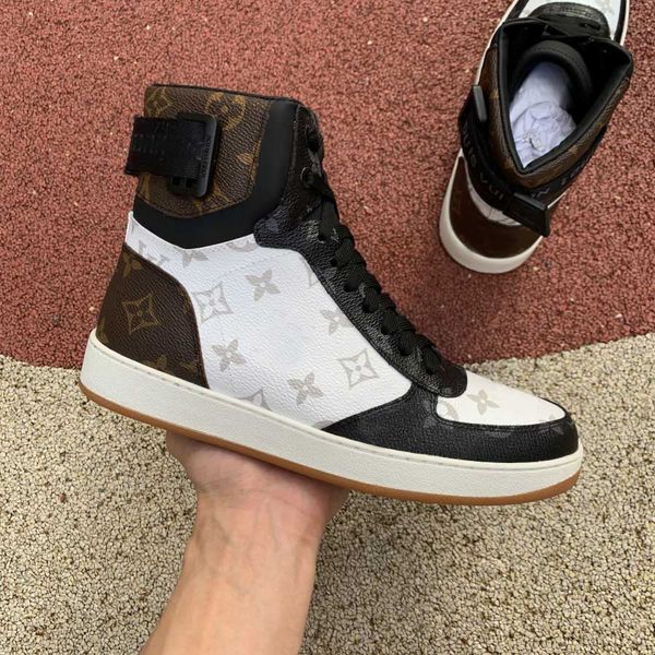 new arrival designer fashion off luxury 2020 brand men outdoor shoes for mens trainers white running sneakers sports high loafers
new arrival designer fashion off luxury 2020 brand men outdoor shoes for mens trainers white running sneakers sports high loafers