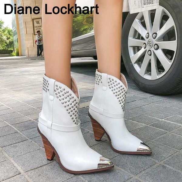 boots woman fashion western 2021 chic leather ankle women metal pointed toe rivet tassel strange high heel boot mujer bota, Black
boots woman fashion western 2021 chic leather ankle women metal pointed toe rivet tassel strange high heel boot mujer bota, Black
