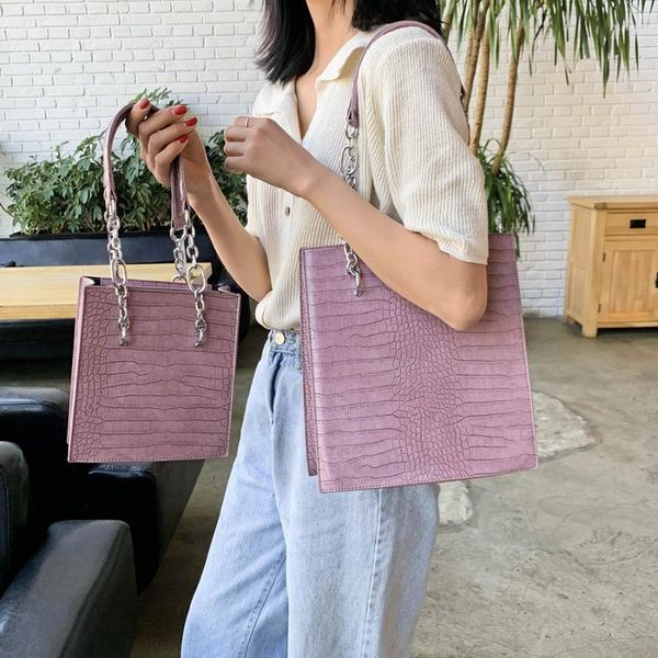 large capacity women handbags vintage alligator pattern shoulder bags female tote bag ladies design big small handbag travel bag
large capacity women handbags vintage alligator pattern shoulder bags female tote bag ladies design big small handbag travel bag