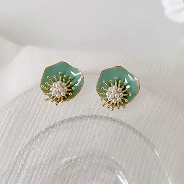 stud 2021 arrival trendy fresh lotus leaf green flower simulated-pearl earrings for women metal jewelry fashion oorbellen, Golden;silver
stud 2021 arrival trendy fresh lotus leaf green flower simulated-pearl earrings for women metal jewelry fashion oorbellen, Golden;silver