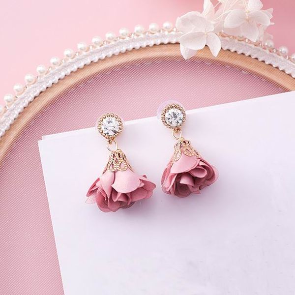 mengjiqiao 2020 korean new shiny crystal cloth flower drop pendientes mujer moda summer accessories cute boucles d'oreilles, Silver
mengjiqiao 2020 korean new shiny crystal cloth flower drop pendientes mujer moda summer accessories cute boucles d'oreilles, Silver