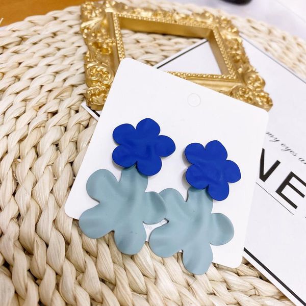 aensoa woman painting alloy blue flowers earrings party accessories jewelry fashion korean long floral drop earrings 2020, Silver
aensoa woman painting alloy blue flowers earrings party accessories jewelry fashion korean long floral drop earrings 2020, Silver