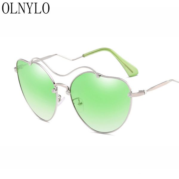 new alloy heart style fashion gradient women sunglasses brand designers sun glassses lady eyewear feminino, White;black
new alloy heart style fashion gradient women sunglasses brand designers sun glassses lady eyewear feminino, White;black
