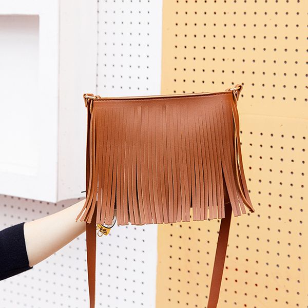 selling 1 pcs women lady girl shoulder crossbody bag tassel pu leather zipper for mobile phone -b5
selling 1 pcs women lady girl shoulder crossbody bag tassel pu leather zipper for mobile phone -b5