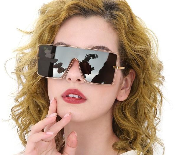 fashion oversized sunglasses women square mirror glasses polarized sun glasses luxury driving beach travel goggles gafas 2020, White;black
fashion oversized sunglasses women square mirror glasses polarized sun glasses luxury driving beach travel goggles gafas 2020, White;black