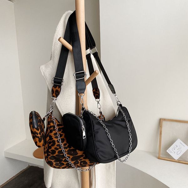 brand women crossbody bag causal leather women bags retro nylon female shoulder bag with mini pocket luxury chain purse hw719
brand women crossbody bag causal leather women bags retro nylon female shoulder bag with mini pocket luxury chain purse hw719