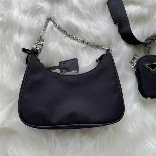 2020 messenger luxury designers fashion new shoulder bags delivery women duffle handbags nylon crossbody saddle bags bag bag chndg, Red;black
2020 messenger luxury designers fashion new shoulder bags delivery women duffle handbags nylon crossbody saddle bags bag bag chndg, Red;black