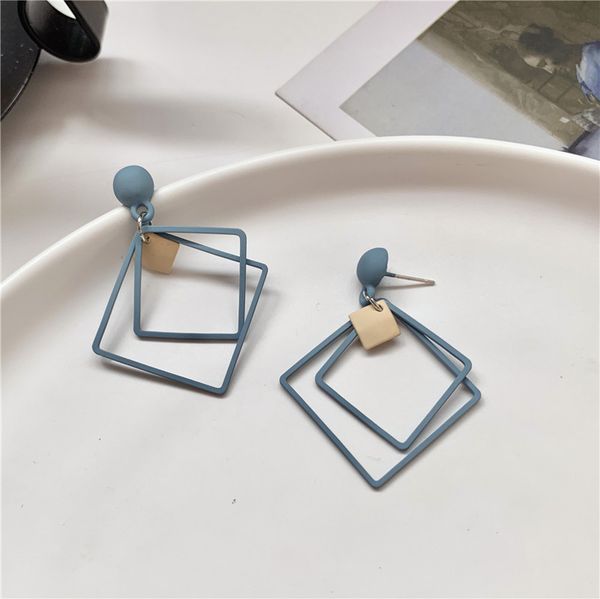 мотаться ear простых женщин stud площадь дама творческий свадебной мода девочка партии kpop синего урожай цинкового сплав kolczyki, Golden;silver
мотаться ear простых женщин stud площадь дама творческий свадебной мода девочка партии kpop синего урожай цинкового сплав kolczyki, Golden;silver