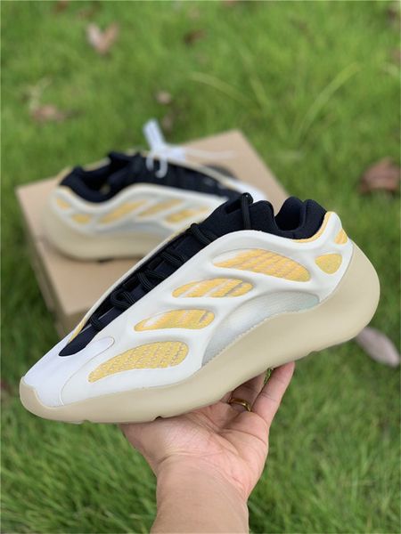 2020 release original 700 v3 srphym azareth alvah black 3m reflective kanye west man woman running shoes sports sneakers with box
2020 release original 700 v3 srphym azareth alvah black 3m reflective kanye west man woman running shoes sports sneakers with box