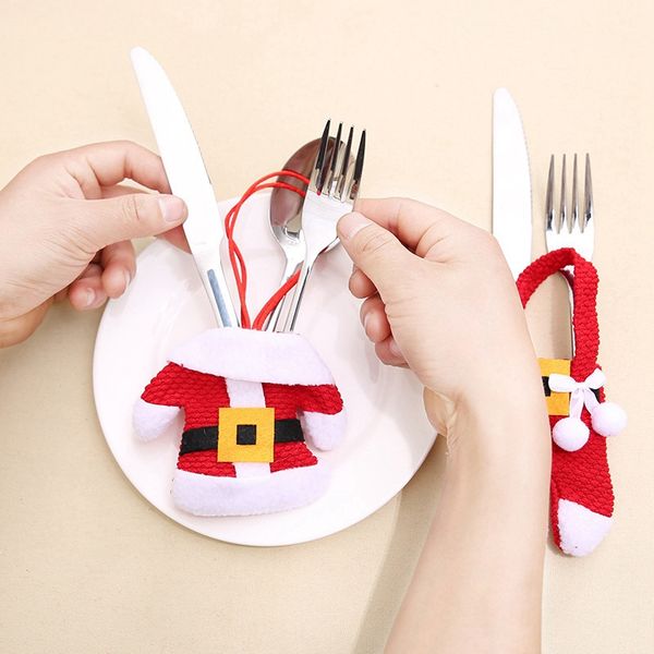 q6 pcs christmas cutlery silverware holders santa suit pockets knifes forks bag xmas party dinner table decoration
q6 pcs christmas cutlery silverware holders santa suit pockets knifes forks bag xmas party dinner table decoration
