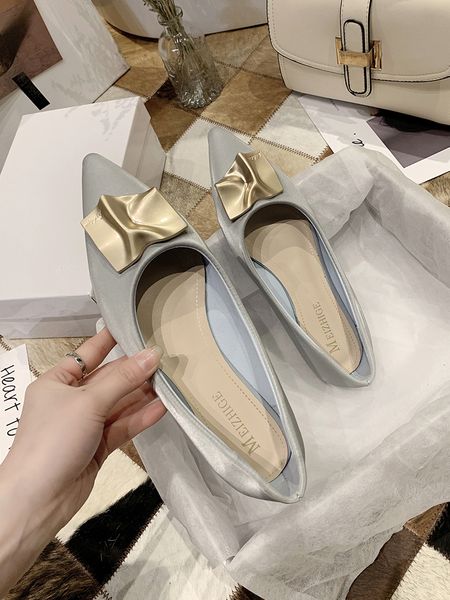 весна новой модель чистых красный корейский стиль moccasin-gommino прохладной бляшки заостренных плоский киль тонких ботинки женщины всего м, Black
весна новой модель чистых красный корейский стиль moccasin-gommino прохладной бляшки заостренных плоский киль тонких ботинки женщины всего м, Black