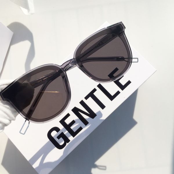 new fashion korea brand gentle mamars sunglasses women men polarized eyeglasses oculos gafas de sol 2f1f, White;black
new fashion korea brand gentle mamars sunglasses women men polarized eyeglasses oculos gafas de sol 2f1f, White;black