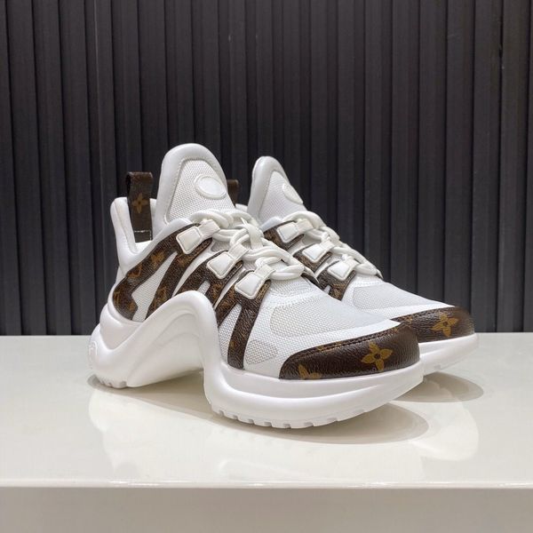 2020 new daddy shoes female ins increase 7 cm thick bottom color matching sports qi wei the same platform high-shoes, Black
2020 new daddy shoes female ins increase 7 cm thick bottom color matching sports qi wei the same platform high-shoes, Black
