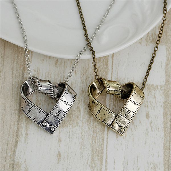 creative rotating heart-shaped necklace pendant women's fashion creative alloy sweater chains jewelry, Silver
creative rotating heart-shaped necklace pendant women's fashion creative alloy sweater chains jewelry, Silver