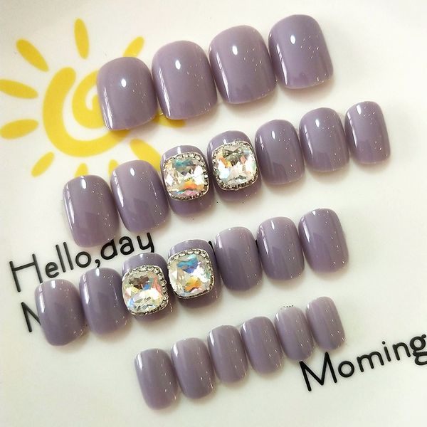 24pcs detachable wearable crystal fake nails full cover glue style nail patch kg66, Red;gold
24pcs detachable wearable crystal fake nails full cover glue style nail patch kg66, Red;gold