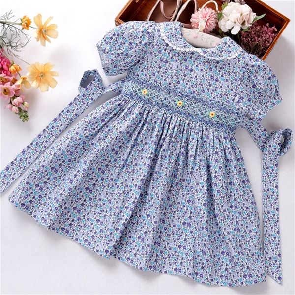 summer girls dresses flower smocking baby dress peter pan collar vintage cotton kids clothing children 0922, Red;yellow
summer girls dresses flower smocking baby dress peter pan collar vintage cotton kids clothing children 0922, Red;yellow