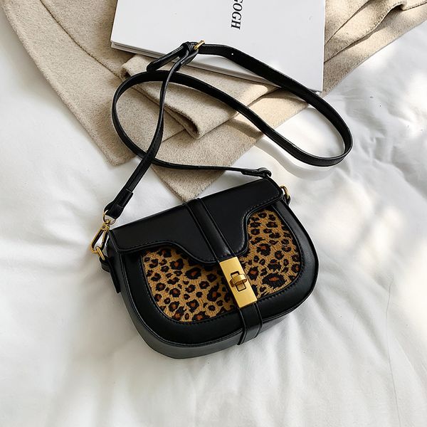 crossbody bags western style small bag woman 2020 texture single shoulder package concise all-match messenger saddle package
crossbody bags western style small bag woman 2020 texture single shoulder package concise all-match messenger saddle package