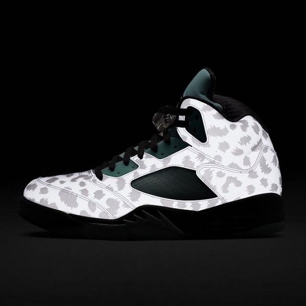 jumpman 2020 v new 5 island basketball green shoes for men 5s 3m reflective sneakers mens trainers sports des chassures zapatos size 47, Black 
jumpman 2020 v new 5 island basketball green shoes for men 5s 3m reflective sneakers mens trainers sports des chassures zapatos size 47, Black