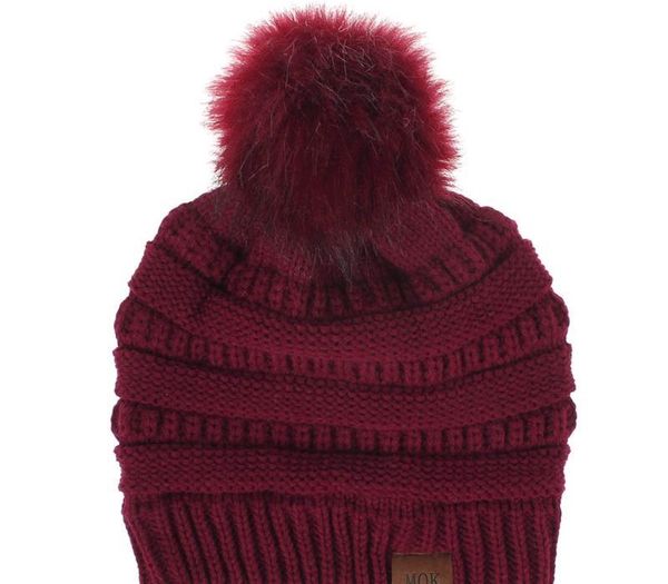 new women pompom fur inscriptions beanies caps female keep warm winter casual knitted wool hat lady hemming ski skullies bonnet, Blue;gray 
new women pompom fur inscriptions beanies caps female keep warm winter casual knitted wool hat lady hemming ski skullies bonnet, Blue;gray