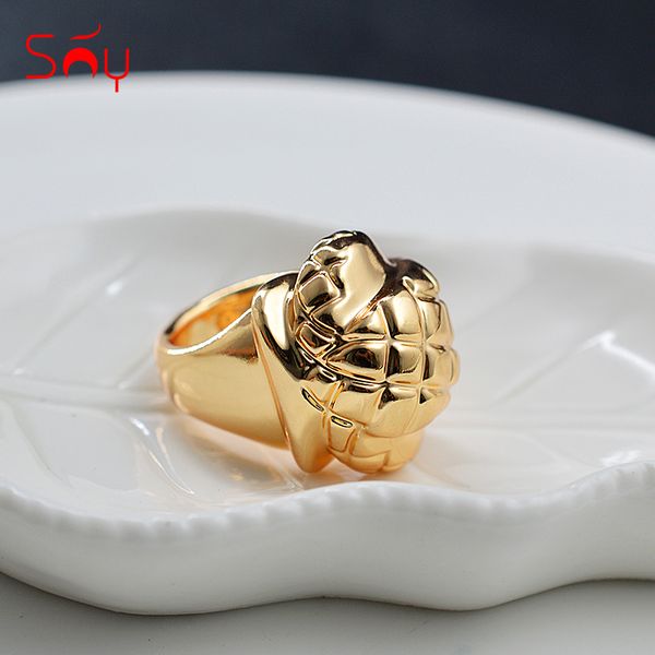 sunny jewelry big ring 2020 new design copper ring jewelry for women bridal for classic cocktail party, Golden;silver
sunny jewelry big ring 2020 new design copper ring jewelry for women bridal for classic cocktail party, Golden;silver