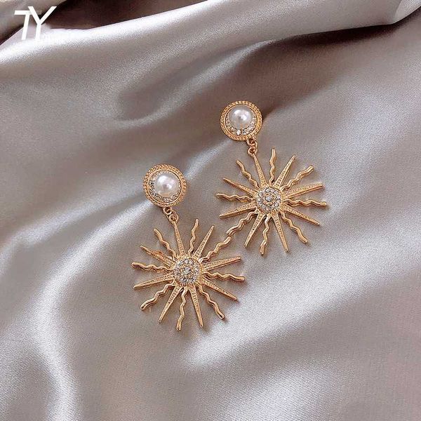 dangle & chandelier simple ladies creative sun flower pearl earrings european and american hipster exaggerated fashion women's, Silver
dangle & chandelier simple ladies creative sun flower pearl earrings european and american hipster exaggerated fashion women's, Silver