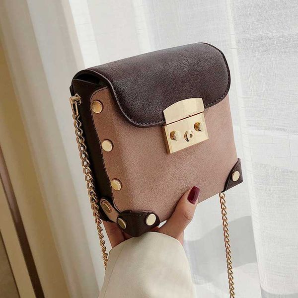 2020 new original design vintage frosted crossbody bag & rivet box bag s: width 14cm height 13cm thickness 6cm
2020 new original design vintage frosted crossbody bag & rivet box bag s: width 14cm height 13cm thickness 6cm