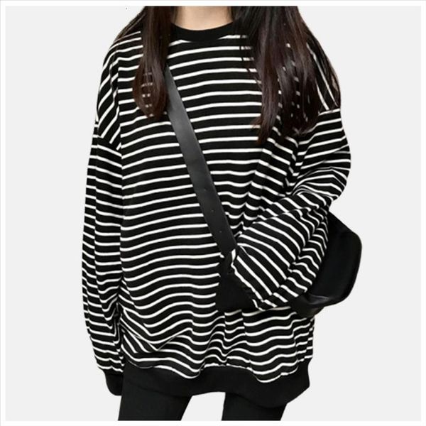 black white stripes hoodie korean clothes poleron mujer 2020 harajuku oversized women extra long sleeve hoodie kawaii sweatshirt
black white stripes hoodie korean clothes poleron mujer 2020 harajuku oversized women extra long sleeve hoodie kawaii sweatshirt