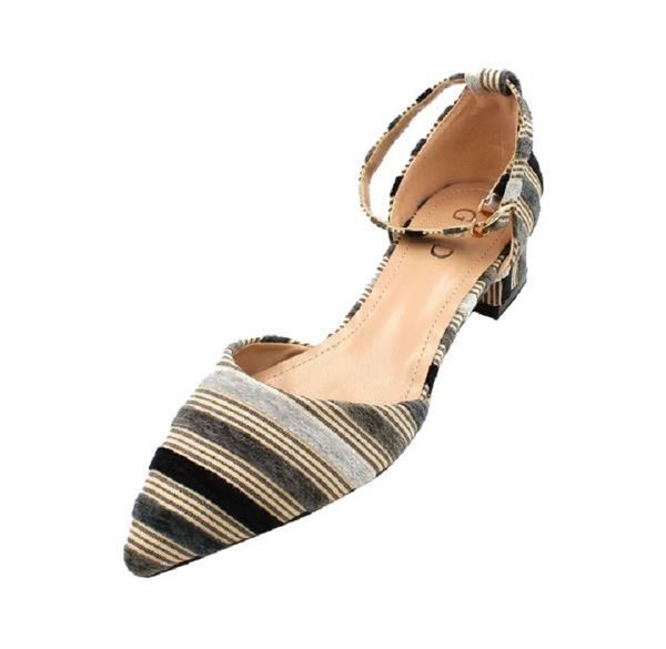 spring 2020 new shallow mouth buckle low heel pointed single shoes women fashion stripes wild, Black
spring 2020 new shallow mouth buckle low heel pointed single shoes women fashion stripes wild, Black