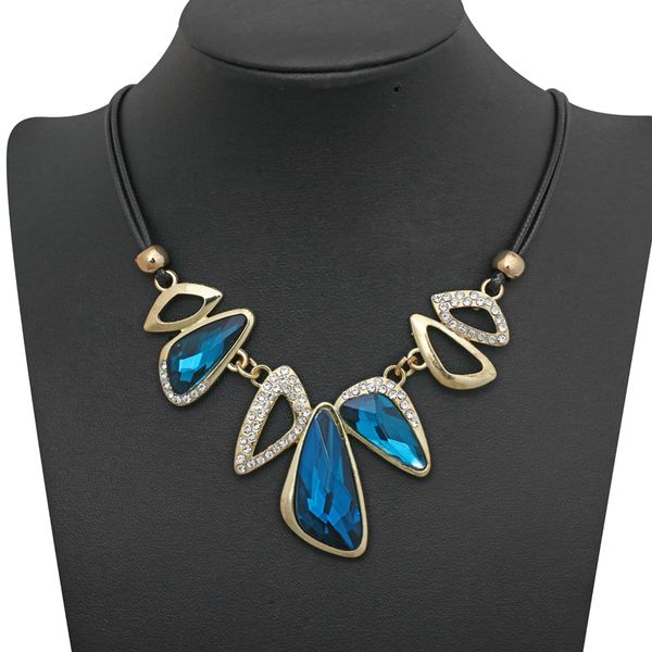 chokers leather necklaces & pendants women statement crystal beads/vintage/lady/choker necklace neck jewelry, Golden;silver
chokers leather necklaces & pendants women statement crystal beads/vintage/lady/choker necklace neck jewelry, Golden;silver