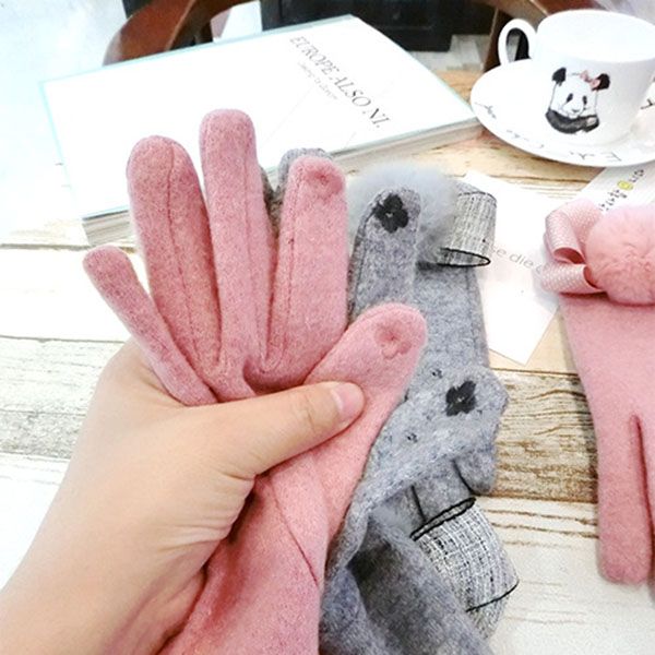 1 pair elegant women touchscreen gloves winter warm full finger bowtie mittens new, Blue;gray
1 pair elegant women touchscreen gloves winter warm full finger bowtie mittens new, Blue;gray