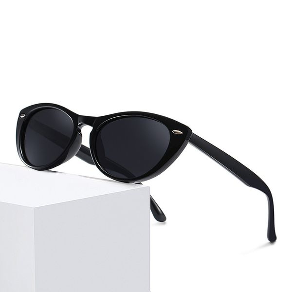2020 cat eye women sunglases outdoor sun glasses driving fishing polarized retro vintage eyewear luxury driver fashion 3326, White;black
2020 cat eye women sunglases outdoor sun glasses driving fishing polarized retro vintage eyewear luxury driver fashion 3326, White;black