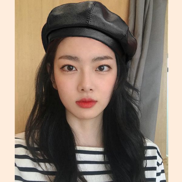 ins octagonal beret pu leather british japanese painter hat female autumn and winter korean version french beret, Blue;gray 
ins octagonal beret pu leather british japanese painter hat female autumn and winter korean version french beret, Blue;gray