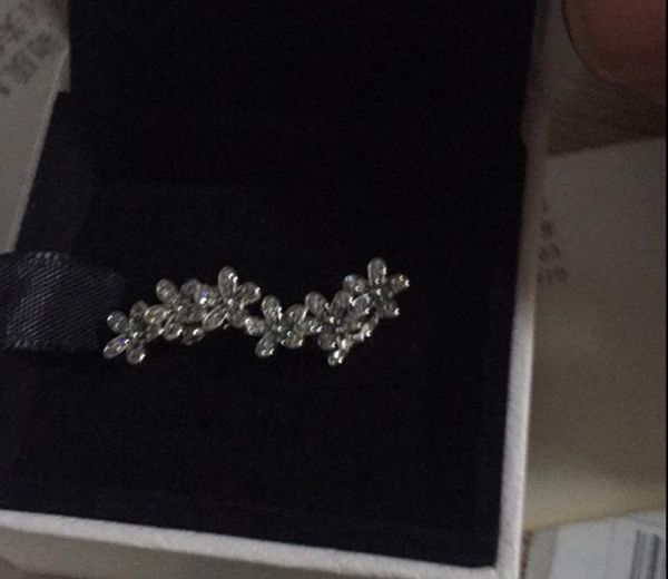 authentic 925 sterling silver flowers earring with box logo signature with crystal for pandora jewelry stud earring women's16, Golden;silver
authentic 925 sterling silver flowers earring with box logo signature with crystal for pandora jewelry stud earring women's16, Golden;silver