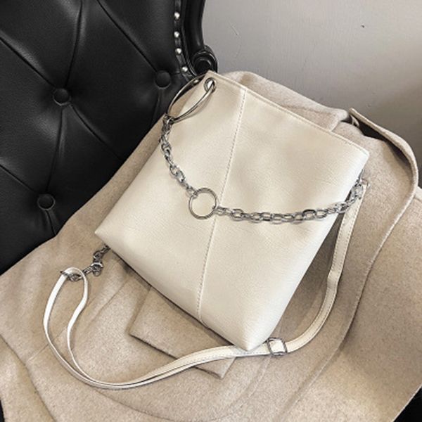 new fashion design pu ladies handbag sling bag crossbody simple women shoulder bags women messenger bags casual women bag cross body bags
new fashion design pu ladies handbag sling bag crossbody simple women shoulder bags women messenger bags casual women bag cross body bags