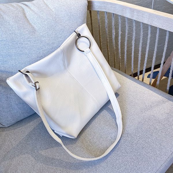 2020 new literary hipster single-shoulder bag for women simple mass over-the-shoulder bag
2020 new literary hipster single-shoulder bag for women simple mass over-the-shoulder bag