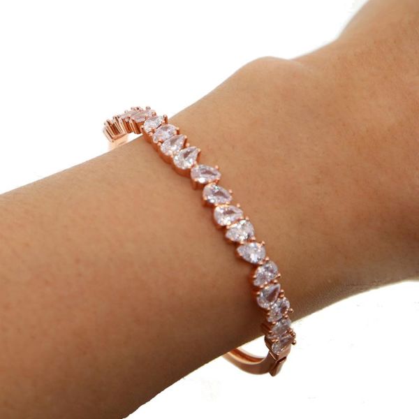 bangle 2021 tennis tear drop cubic zirconia bangles fashion rose gold color + cz bradal wedding bracelet, Black
bangle 2021 tennis tear drop cubic zirconia bangles fashion rose gold color + cz bradal wedding bracelet, Black