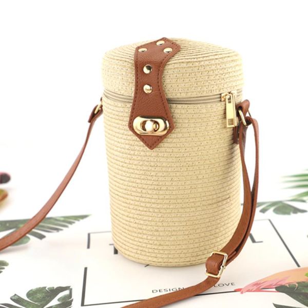 fashion woven shoulder messenger bags women weave beach travel bucket handbags for outdoor shopping traveling ornaments
fashion woven shoulder messenger bags women weave beach travel bucket handbags for outdoor shopping traveling ornaments