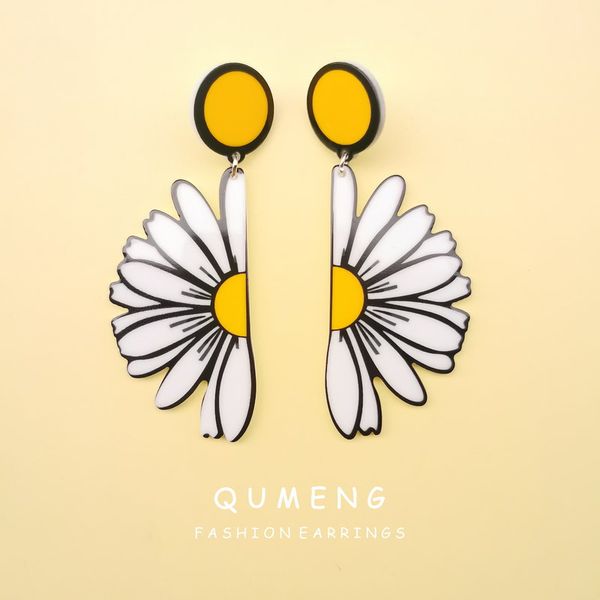 stud qumeng korean women classic flower earrings simple white half daisy for fashion accessories girls gifts, Golden;silver
stud qumeng korean women classic flower earrings simple white half daisy for fashion accessories girls gifts, Golden;silver