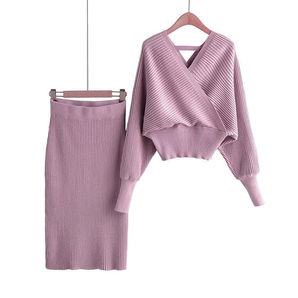 women's tracksuits autumn knitted 2 pieces sets pullover sweater shining knit jumper and skirt set 2021 fashion v neck female, Gray
women's tracksuits autumn knitted 2 pieces sets pullover sweater shining knit jumper and skirt set 2021 fashion v neck female, Gray