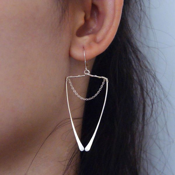 100% 925 silver piercing earrings vintage jewelry gold filled jewelry punk oorbellen minimalist boho earrings for women 
100% 925 silver piercing earrings vintage jewelry gold filled jewelry punk oorbellen minimalist boho earrings for women