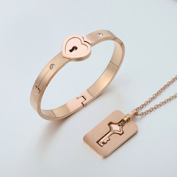gift fashion concentric lock key titanium steel stainless steel jewelry bracelet necklace couple sets off season discount, Black
gift fashion concentric lock key titanium steel stainless steel jewelry bracelet necklace couple sets off season discount, Black