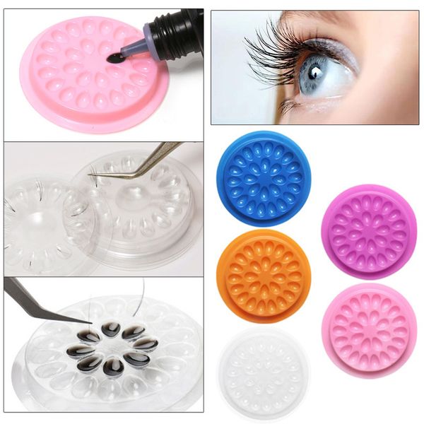 false eyelashes 1/6 pcs glue gasket eyelash holder adhesive pallet extension pads stand on plastic pad
false eyelashes 1/6 pcs glue gasket eyelash holder adhesive pallet extension pads stand on plastic pad
