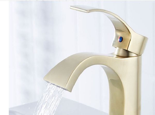 2020 drawing gold basin faucet nordic toilet faucet cold and water wash basin washbasin waterfall faucet black
2020 drawing gold basin faucet nordic toilet faucet cold and water wash basin washbasin waterfall faucet black