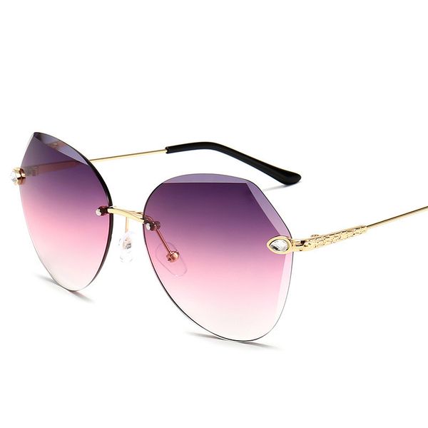 sunglasses fashion rimless women's gradient color ocean lens large frame glasses, White;black
sunglasses fashion rimless women's gradient color ocean lens large frame glasses, White;black