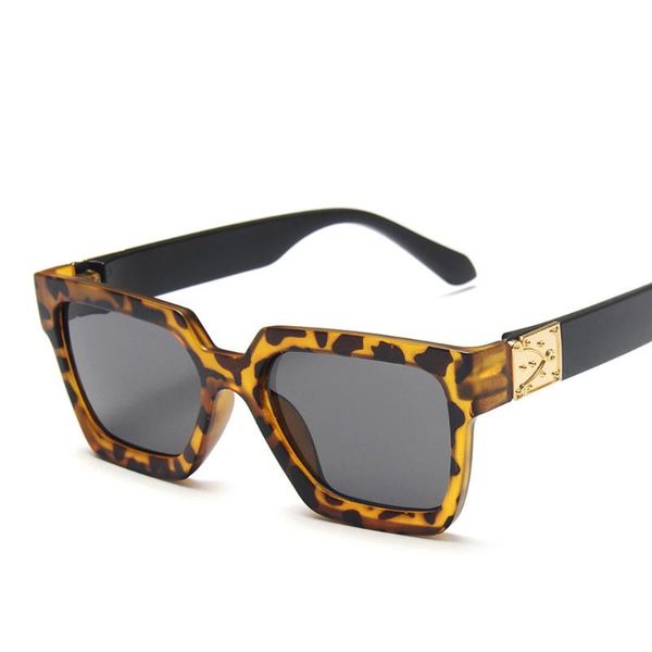 new arrived square large frame child sunglasses boy girl baby thick frame clear ocean lenses kids sun glasses retro brand uv400, White;black
new arrived square large frame child sunglasses boy girl baby thick frame clear ocean lenses kids sun glasses retro brand uv400, White;black
